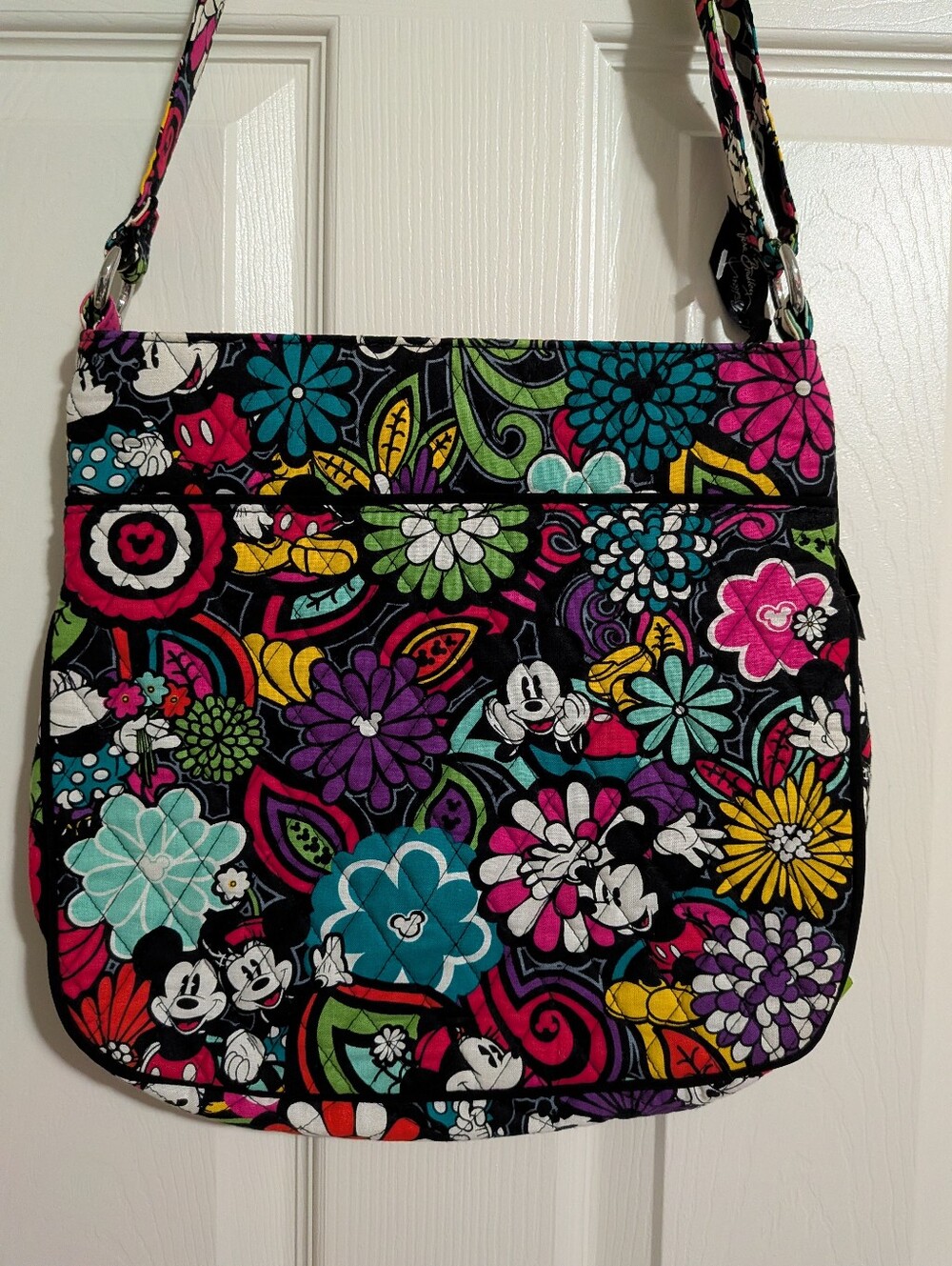 NWT Vera Bradley Disney Parks Mickeys Magical Blooms Triple Zip Hipster - Picture 7 of 8
